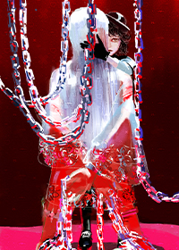 为什么要骗我们我们不是朋友吗